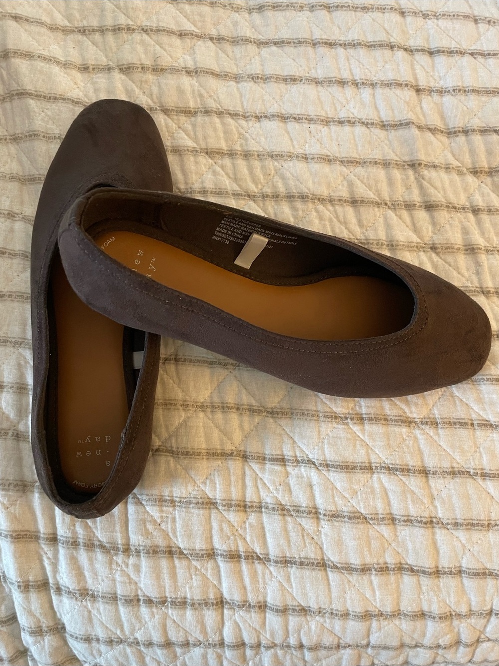 a new day Chocolate Brown Suede Ballet Flats brand new without tag size 7 1/2